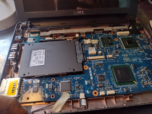Servicio a computadoras S Tech, servicios MacBook (previo vía telefónica)