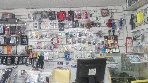 Tuitcel Reparación De Celulares Y Venta De Accesorios