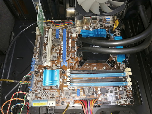 REPARACIÓN DE PC Y LAPTOPS