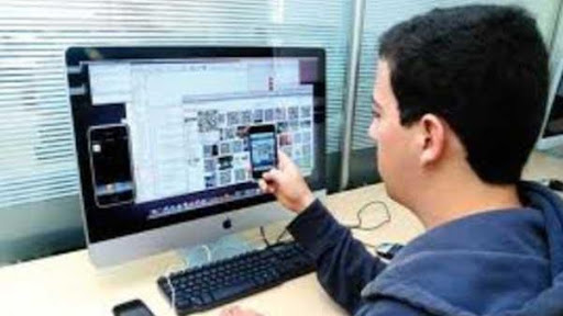Servicios Profesionales En Cómputo Y Comunicaciones