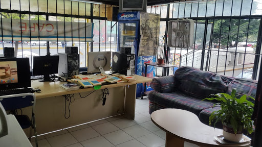 IGeek, Reparación de Computadoras e Internet