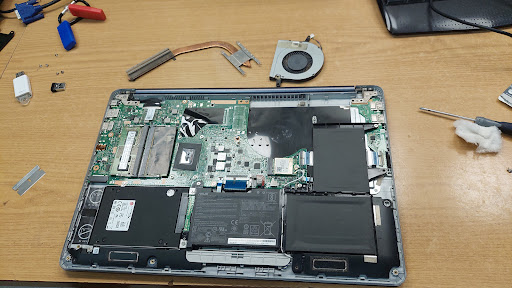 Reparacion de Computadoras y Laptops SOPTECO