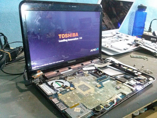 reparación computadoras ,laptops y rockolas cabezada monterrey cbr7